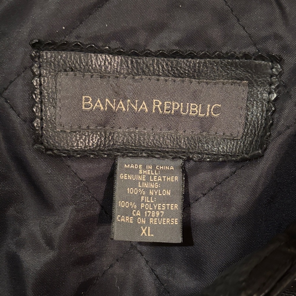 Banana Republic Men's Black Leather Jacket - Picture 3 of 6